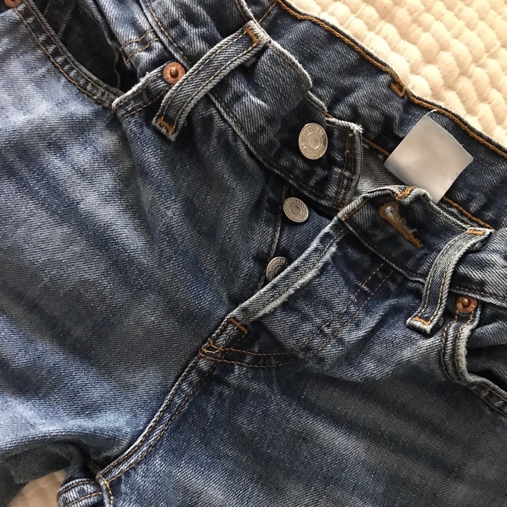 levi's • straight leg jeans